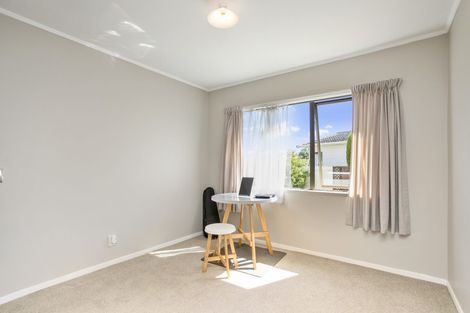 Photo of property in 8 Le Havre Place, Takanini, 2112