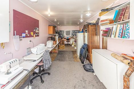 Photo of property in 34 Selwyn Crescent, College Estate, Whanganui, 4500