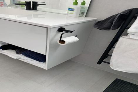 Photo of property in 2d Castleton Street, Birkdale, Auckland, 0626