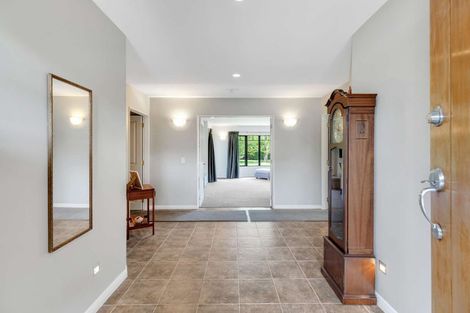 Photo of property in 27 Pohutukawa Drive, Levin, 5571