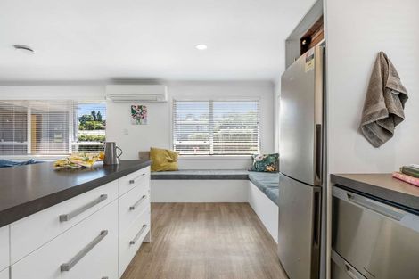 Photo of property in 4a Crombie Street, Bellevue, Tauranga, 3110