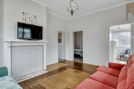 Photo of property in 214 Clifford Street, Whataupoko, Gisborne, 4010