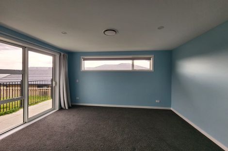 Photo of property in 12 Topsail Way, Whitby, Porirua, 5024