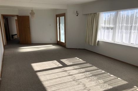 Photo of property in 7 Sinclair Avenue, Highbury, Palmerston North, 4412