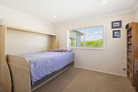Photo of property in 88b Endeavour Drive, Whitby, Porirua, 5024