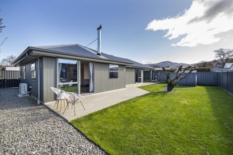 Photo of property in 8a Boyne Place, Cromwell, 9310