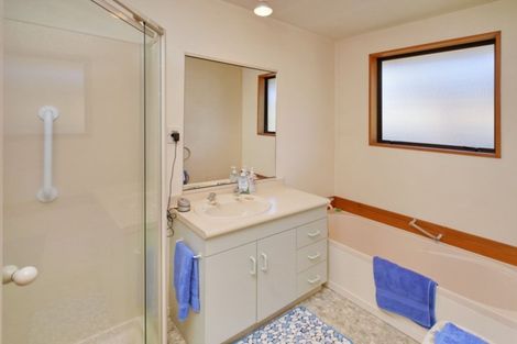 Photo of property in 58 Sawyers Arms Road, Northcote, Christchurch, 8052
