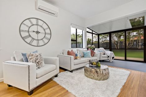 Photo of property in 1/18 Ashlynne Avenue, Papatoetoe, Auckland, 2025