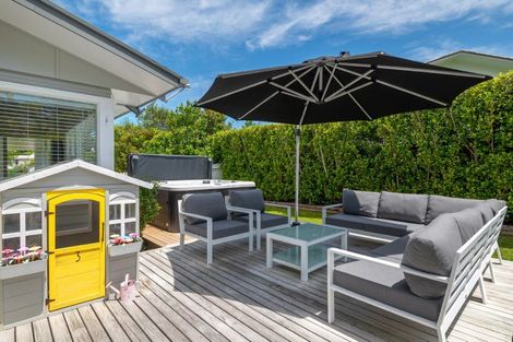 Photo of property in 3 Philip Place, Hillcrest, Auckland, 0627