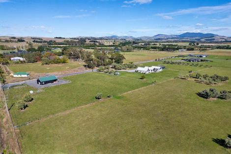 Photo of property in 104 White Rock Road, Martinborough, 5781