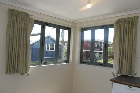 Photo of property in 2 Park Avenue, Titahi Bay, Porirua, 5022
