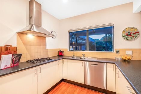 Photo of property in 5 Clifford Road, Johnsonville, Wellington, 6037