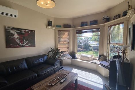 Photo of property in 2 Edward Avenue, Edgeware, Christchurch, 8013