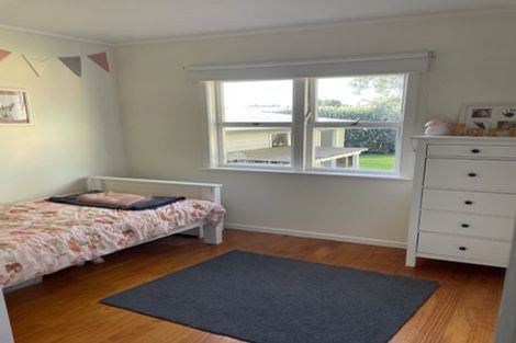 Photo of property in 1/67c Salisbury Road, Birkdale, Auckland, 0626
