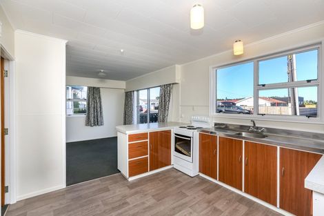 Photo of property in 137 Ngamotu Road, Spotswood, New Plymouth, 4310