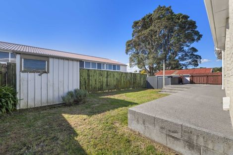 Photo of property in 94 Omata Road, Marfell, New Plymouth, 4310