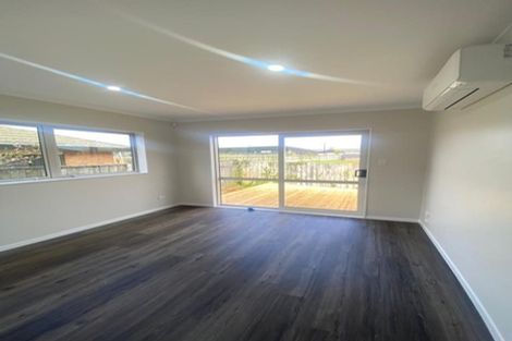 Photo of property in 13 Portrush Lane, Takanini, 2112