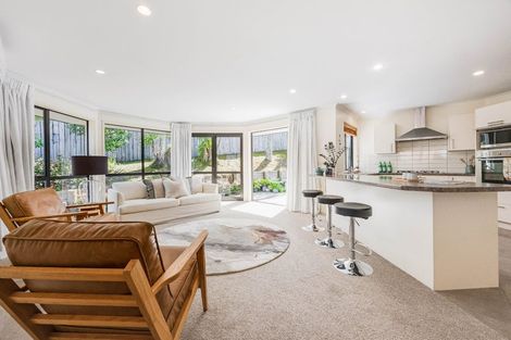 Photo of property in 22 Ballymore Drive, Pinehill, Auckland, 0632