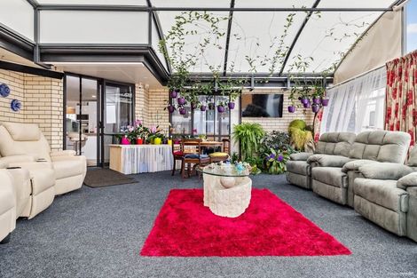 Photo of property in 23a Sandspit Road, Waiuku, 2123