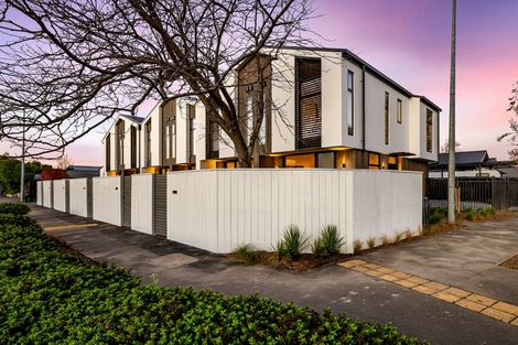 Photo of property in 2/2 Courtenay Street, St Albans, Christchurch, 8014