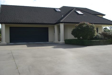 Photo of property in 28 Robert Ross Place, Clendon Park, Auckland, 2103