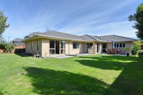 Photo of property in 8 James Drive, Woodend, 7610