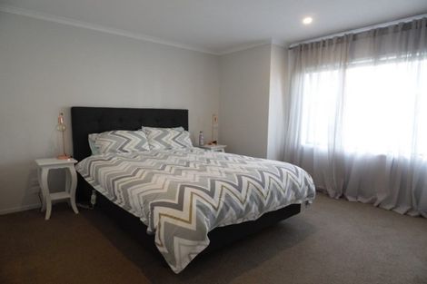 Photo of property in 80 Squadron Drive, Hobsonville, Auckland, 0616