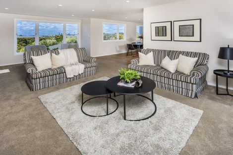 Photo of property in 9 Nicholson Place, Hillcrest, Auckland, 0627