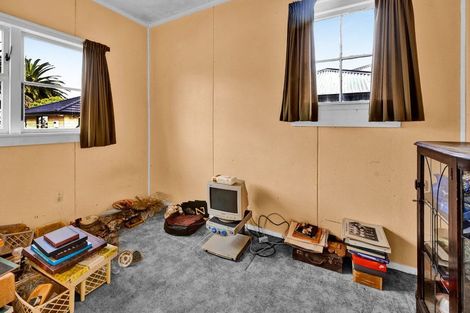 Photo of property in 23 Turuturu Road, Hawera, 4610