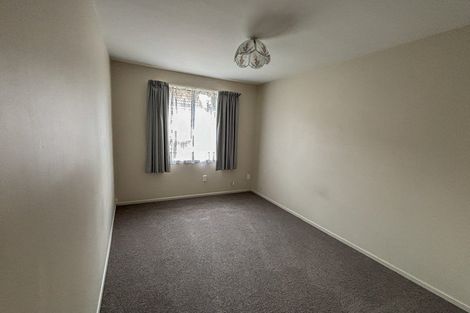 Photo of property in 42 Chipping Lane, Redwood, Christchurch, 8051