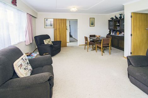 Photo of property in 9 Cambridge Terrace, Masterton, 5810