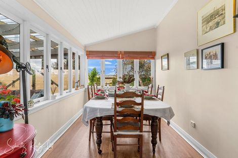 Photo of property in 17 Oparakau Road, Matakohe, 0594