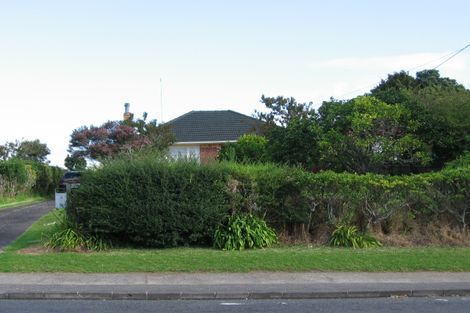 Photo of property in 12 Kotuku Street, Te Atatu Peninsula, Auckland, 0610