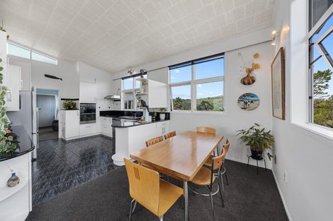 Photo of property in 4 Range Road, Swanson, Auckland, 0816