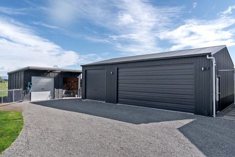 Photo of property in 104 White Rock Road, Martinborough, 5781