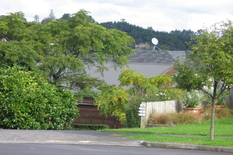 Photo of property in 7 Ramoana Mews, Shelly Park, Auckland, 2014