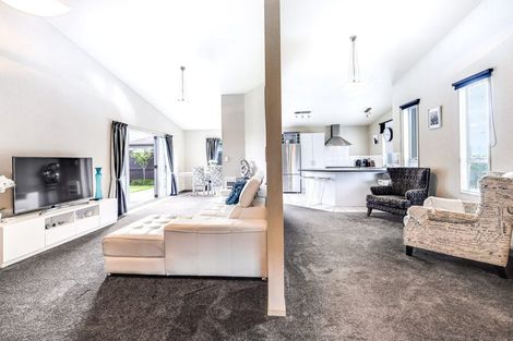 Photo of property in 433 Hukanui Road, Rototuna, Hamilton, 3210