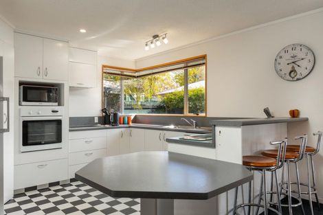 Photo of property in 27 Karina Crescent, Redwoodtown, Blenheim, 7201