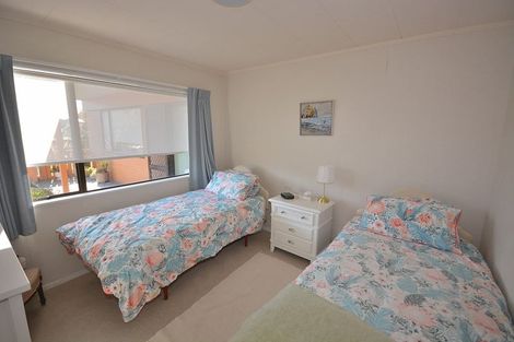 Photo of property in 1 Oak Bay, Waikanae, 5036