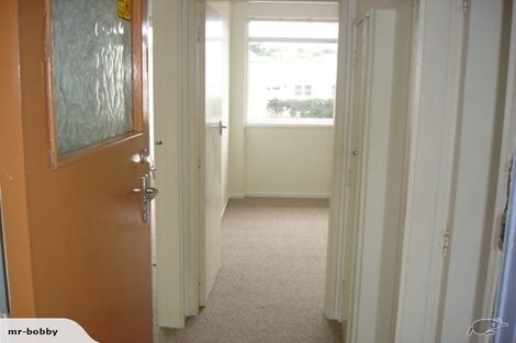 Photo of property in Milford Court Flats, 515u9 Adelaide Road, Berhampore, Wellington, 6023