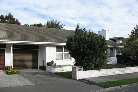 Photo of property in 4 Farnham Place, Ilam, Christchurch, 8041