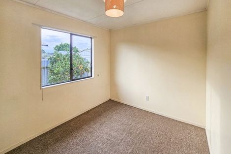 Photo of property in 32a Spriggs Crescent, Greenmeadows, Napier, 4112