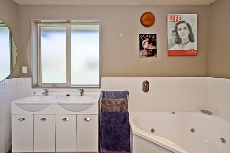 Photo of property in 202 Paterson Street, Grasmere, Invercargill, 9810