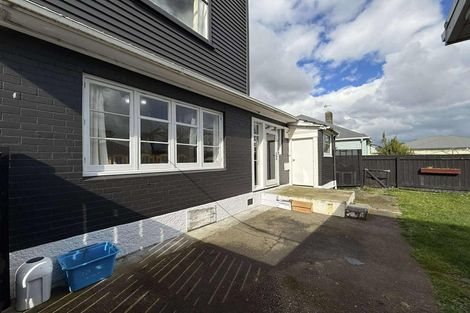 Photo of property in 353 Waiwhetu Road, Fairfield, Lower Hutt, 5011