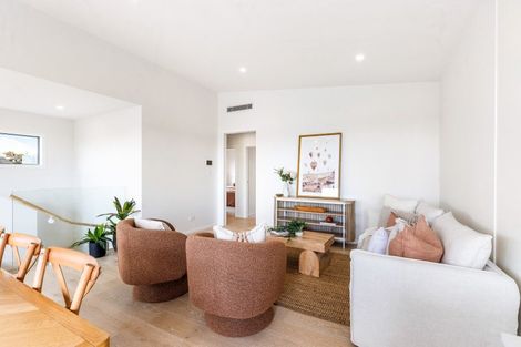 Photo of property in 23a Monyash Road, Manly, Whangaparaoa, 0930
