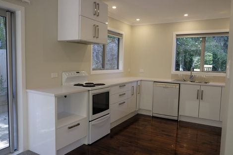 Photo of property in 102u4 Chester Road, Tawa, Wellington, 5028