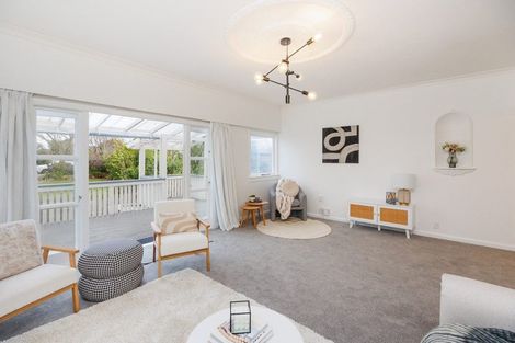 Photo of property in 20 Karina Terrace, Roslyn, Palmerston North, 4414