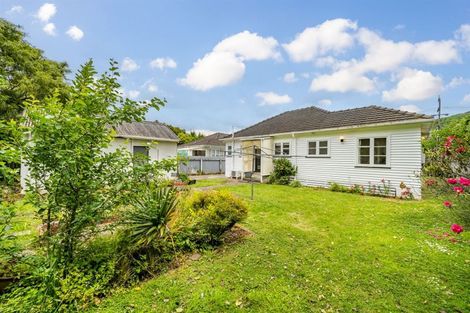 Photo of property in 32 Hyde Street, Wainuiomata, Lower Hutt, 5014