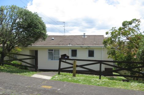 Photo of property in 2 Waterfront Road, Mangere Bridge, Auckland, 2022