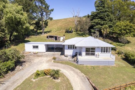 Photo of property in 233 South Road, Mauriceville, Masterton, 5882